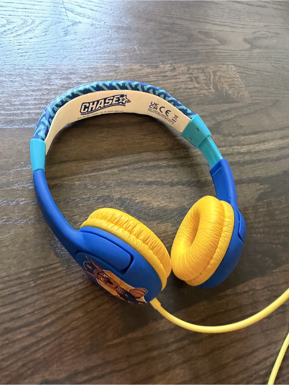 Paw Patrol Kids Over-Ear Headphones in Blue and Yellow